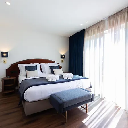 Ap Dona Aninhas Hotel 4*