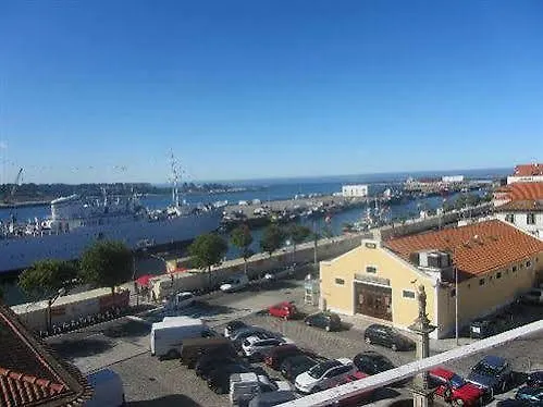 Ap Dona Aninhas Hotel 4*