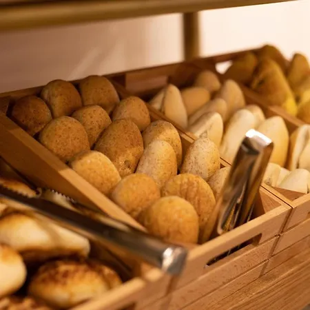 Ap Dona Aninhas Hotel