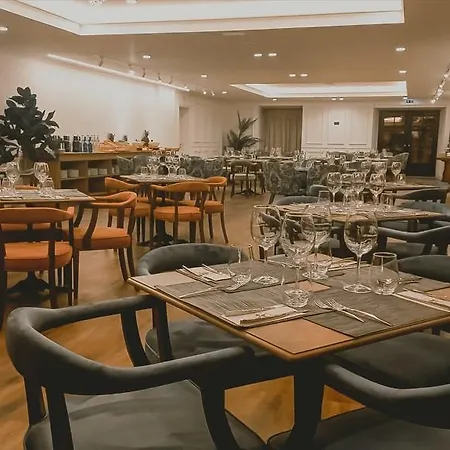 Ap Dona Aninhas Hotel