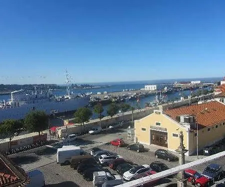 Ap Dona Aninhas Hotel 4*