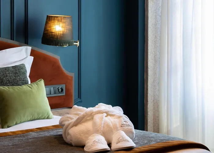 Ap Dona Aninhas Hotel 4*