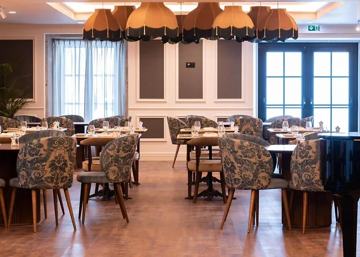 Hotel Ap Dona Aninhas 4*