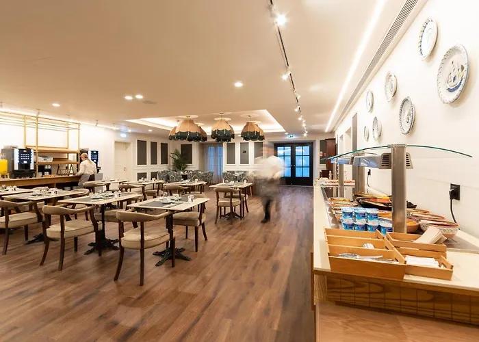 Ap Dona Aninhas Hotel