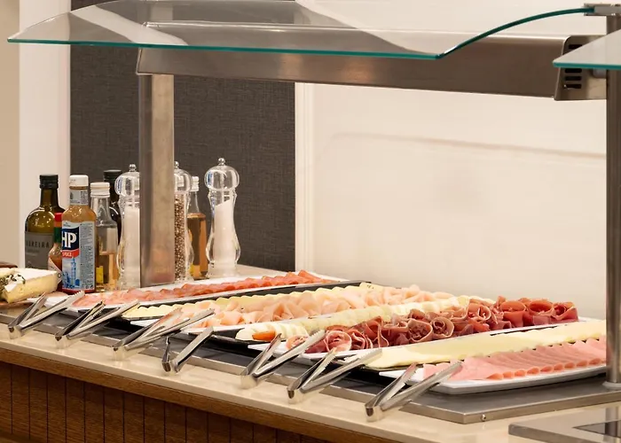 Ap Dona Aninhas Hotel 4*